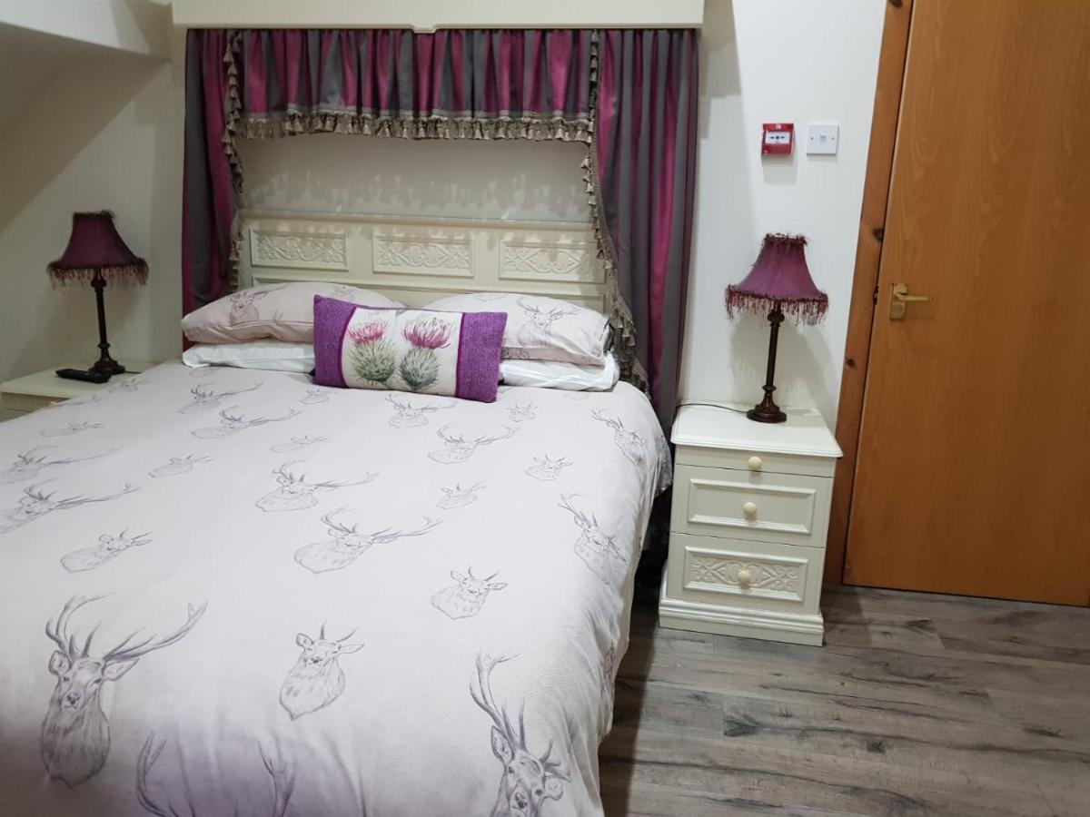 Culag Lochside Self Catering Apartment Лус Екстериор снимка