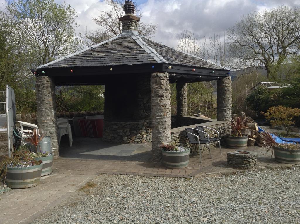 Culag Lochside Self Catering Apartment Лус Екстериор снимка