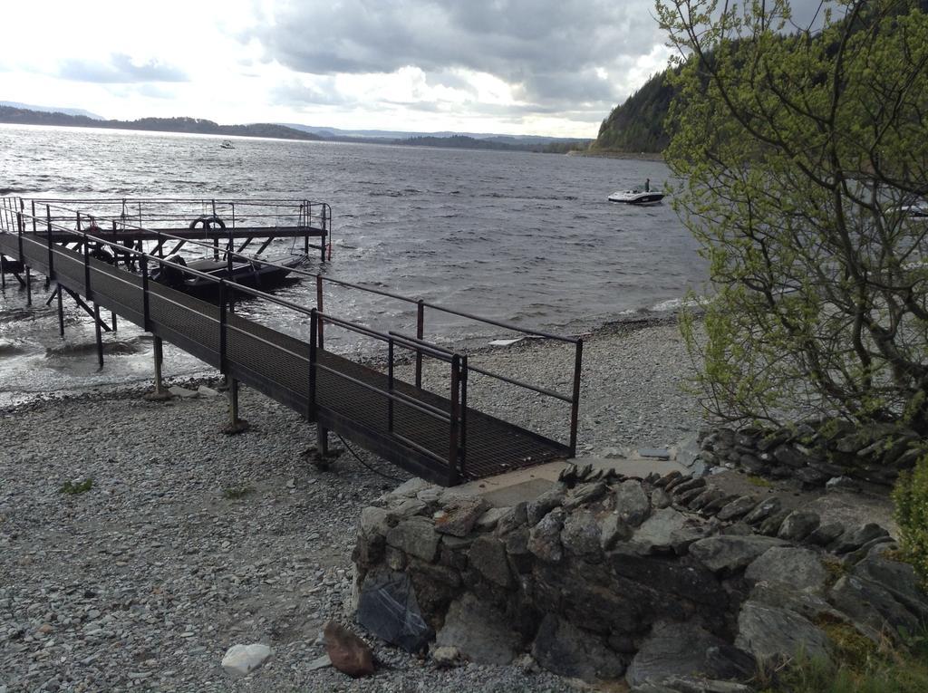 Culag Lochside Self Catering Apartment Лус Екстериор снимка